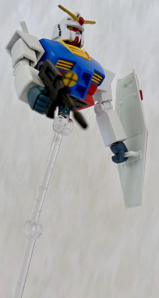 デジラマではかっこよく仕上げているが、元は結構シュールな状態である(gundam-kao10)次回もお楽しみに(gundam-kao6)