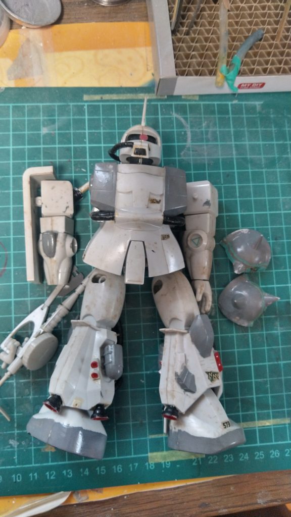 旧キット　1/100 シャア専用高機動型ザク–4枚目/制作者：ミドボン