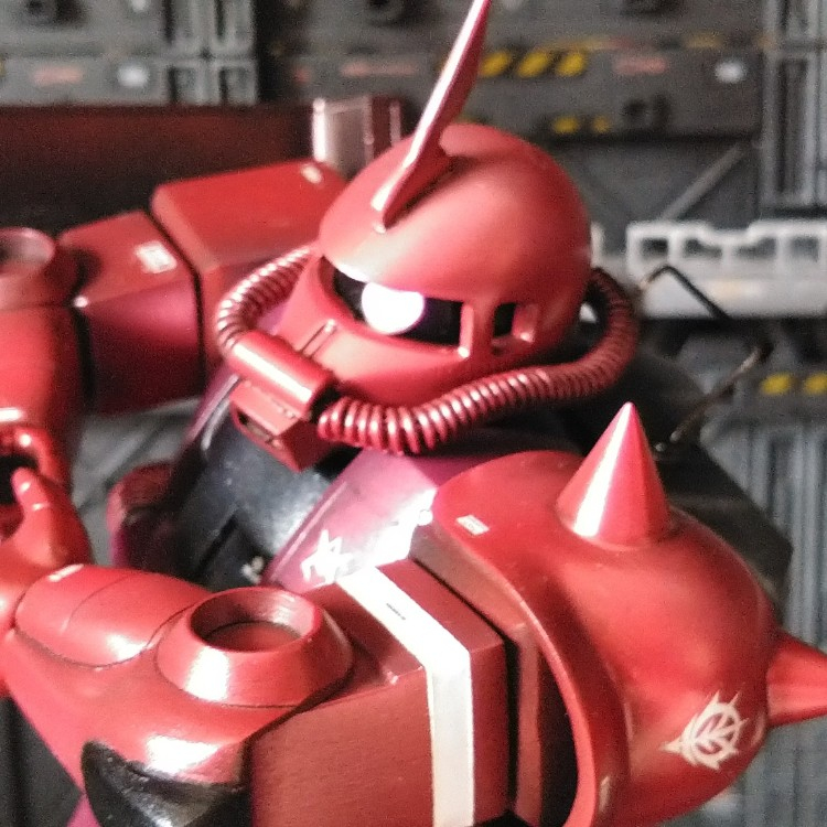 旧キット 1/100 シャア専用高機動型ザク｜ミドボンさんのガンプラ作品