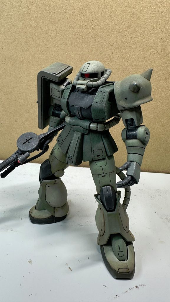 HGUC MS-06 ザクⅡ（リバイブ版）–2枚目/制作者：KUMA563