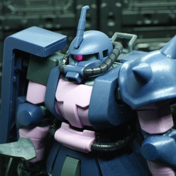 ＭＳ－０６Ｒ－１製作中