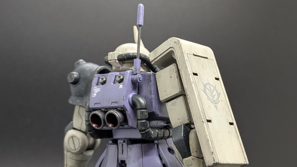 思いつきでバックパックにアンテナを追加。