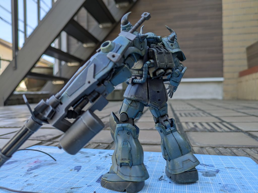 背部のランドセルはカスタムアイテムを使用し上部に排気口を追加してみました。