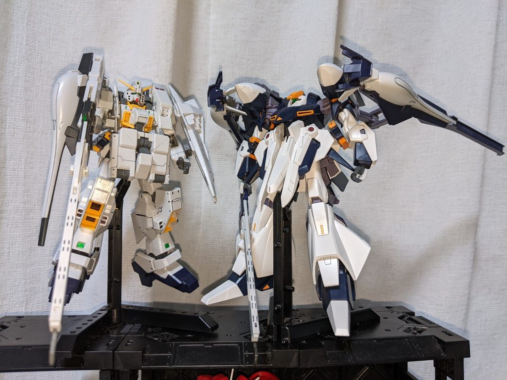 TR-1とTR-6を並べてもみました。プリムローズのウィンチキャノンとフルドドIIの強化型ウィンチキャノンを見比べてみると随分違うのがわかります。前回記事で予定していた内容から大分ズレてしまいました。ちなみにギガンテックアーマーはアウスラとギャプランの同時アップが出来れば良いなぁ、とか思っております。鋭意作成中です！今回も最後まで御覧いただきありがとうございました！
