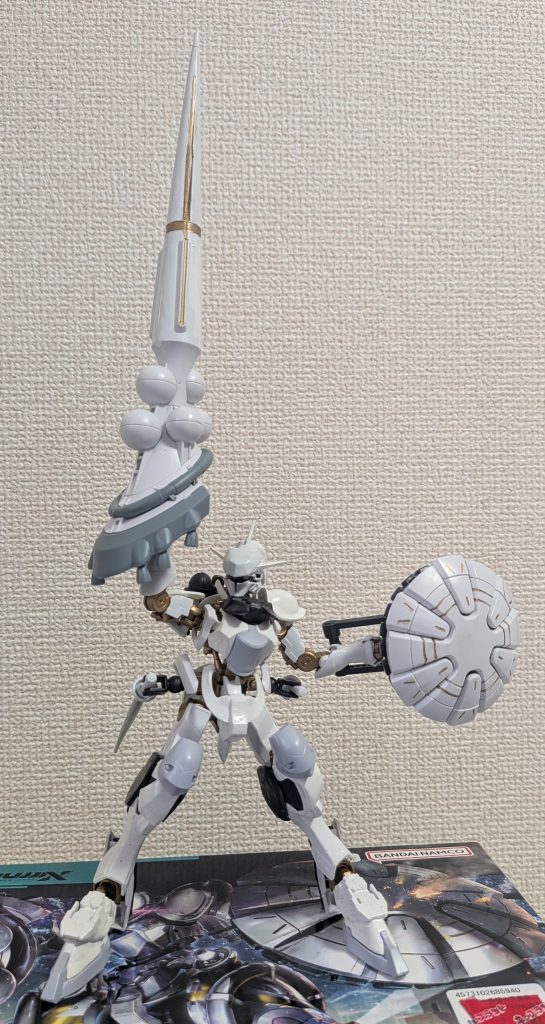 ガンダムフレーム部分は、バルバトスルプスレクス中心で、二の腕は無印版、爪先は第６形態の物を使用してます。なお、頭部のみ「水星」のキャリバーンを元にしてますｗｗ