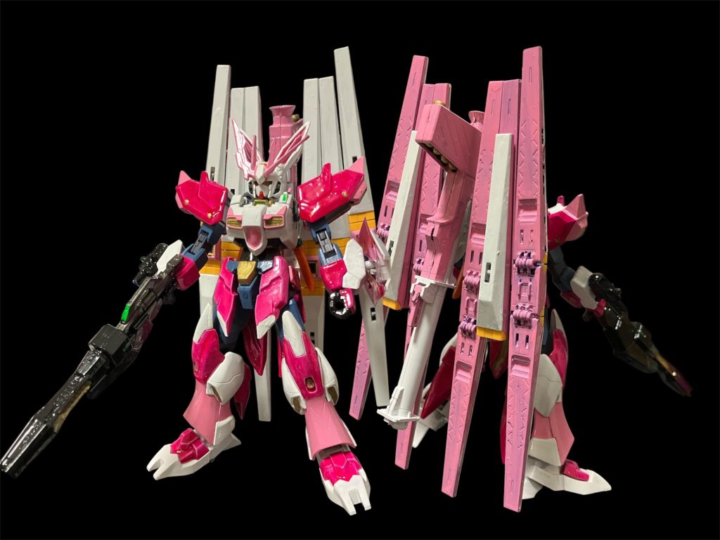 ラピッドブロッサムガンダム。先輩パラソーシャル「チェリー・ブロッサム」の力が宿ったブロッサムアーマーに換装した姿。複数の敵と同時に戦える力を持つ。