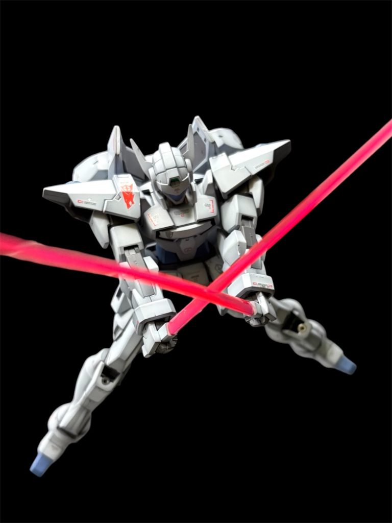 武装は通常のGバウンサーと同様。機体色は若干の違いが見られるが形状は同じ。