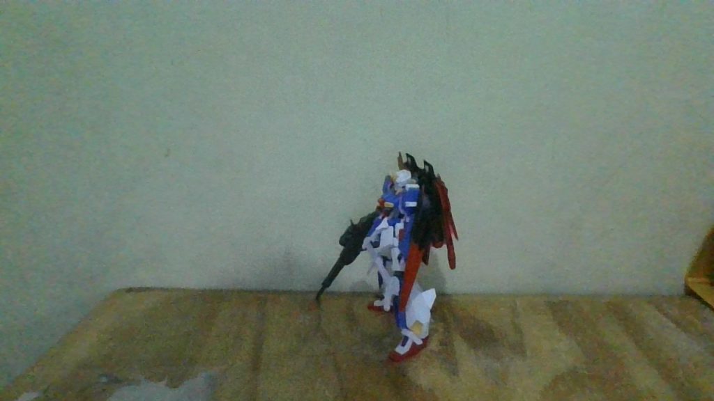 反対側のプロフィール