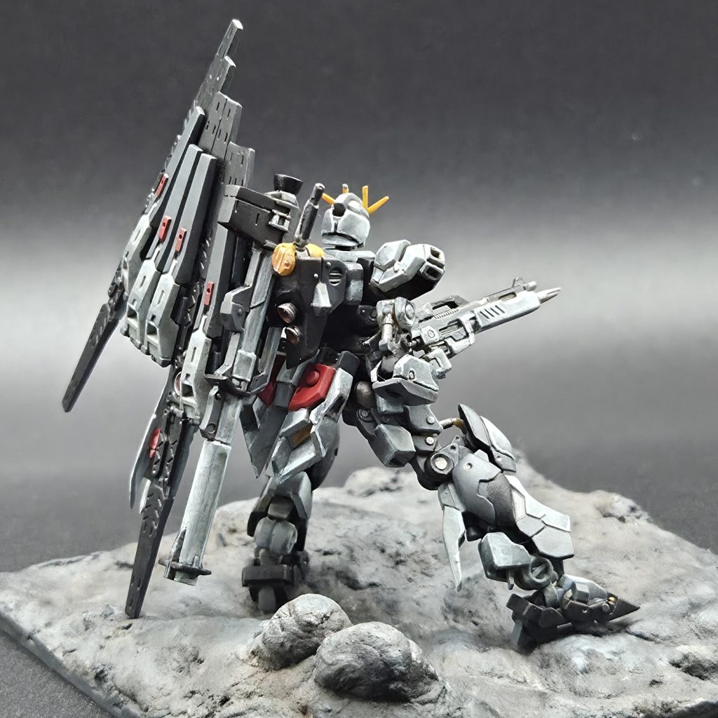 アーティファクトはデザイン密度が高くてかっこいいですね。