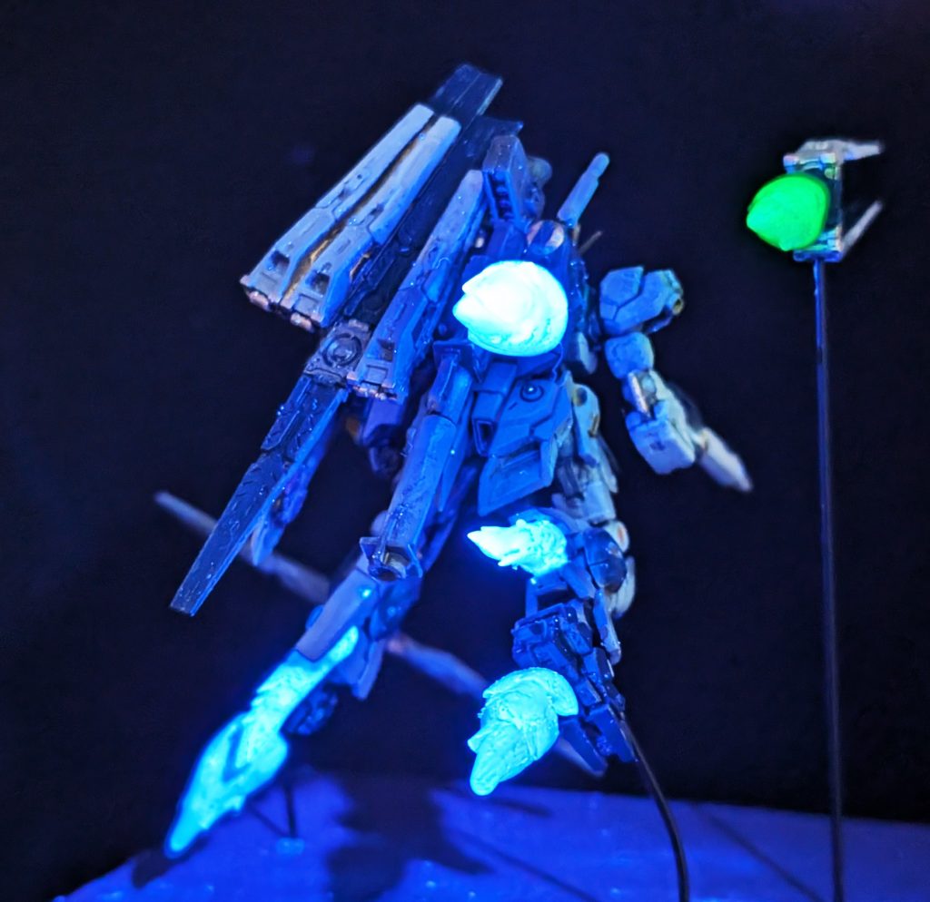 アーティファクト「νガンダム」–6枚目/制作者：Garak
