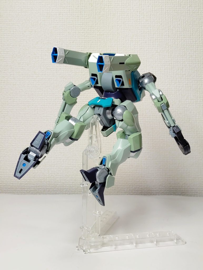 水星シリーズは勝手に青ノズルしてるんだが何かイイ！セリアのアクリルカラーのアクアグリーンも彩度が高く、アクオス水性ホビーカラーのよもぎ色も成形色に変化を付けて締まって見える。