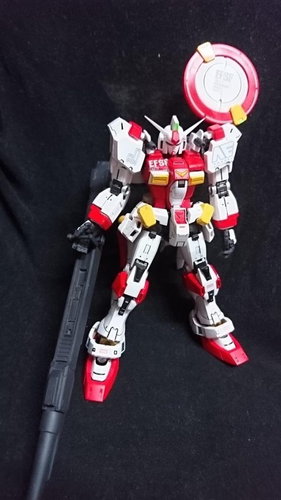 RG•ガンダムGP00•赤–3枚目/制作者：risuisei