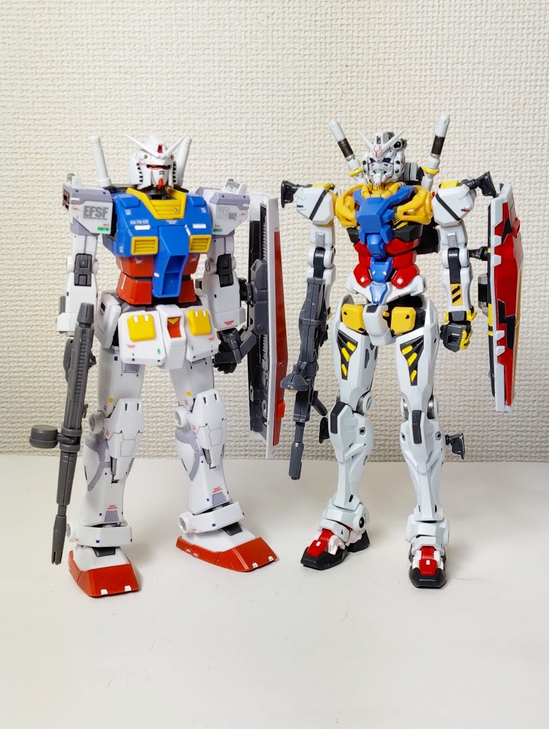 最新の白いガンダム同志。