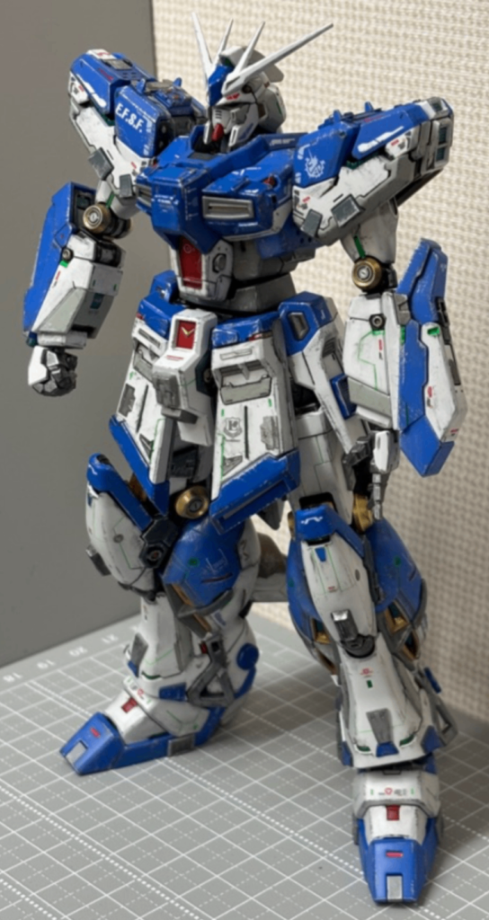 RG Hi-νガンダム ベルトーチカ カラー–5枚目/制作者：ブラックタン