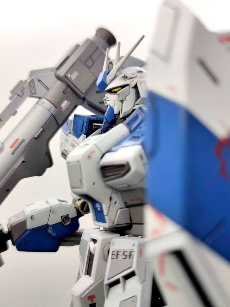 MG RX-93-V2 Hi-Nu Gundam–2枚目/制作者：ibuyxyz