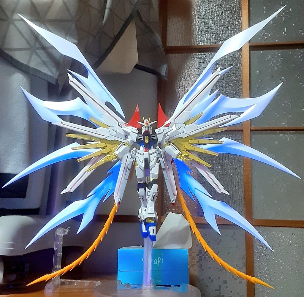 パーフェクトマイティーストライクフリーダムガンダム