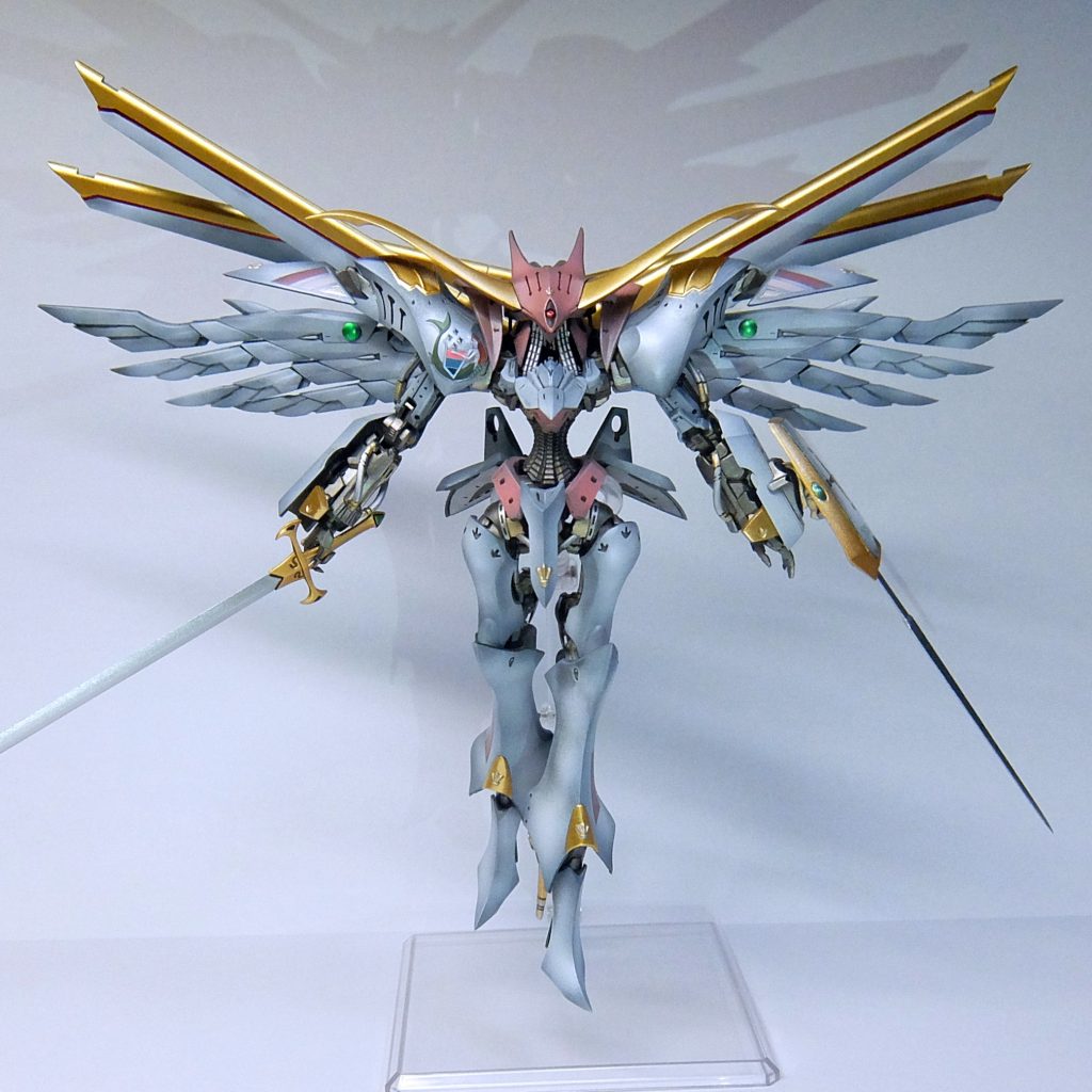 というわけで作り始めたんですが、いや～スゴイ、さすがvolksのIMS・・・ほぼ1/100のまま若干簡素化しただけの1/144。つくり込みが違う！基準になるか分かりませんが、対象年齢HGの8歳じゃなく15歳。こりゃ改造っていうか、こうした方がいい！って所がない・・・恐ろしい造形・・・！もうこのまま作ろ・・・羽だけつけて、色だけ寄せよ・・・と言っても色んな色付けすぎたらネプチューンの良さが・・・でもMHは全ツヤのイメージやけど、ぐっとこらえて艶消しで。でも金だけ全ツヤで！とかウジウジ考えて作りました。