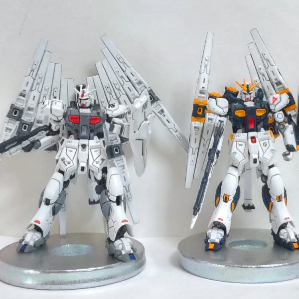 ガンダムアーティファクト　νガンダム ダブル・フィン・ファンネル装備型