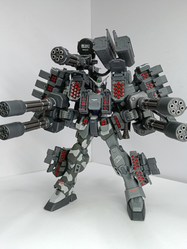 ミサイル祭り全弾フルバースト！！…といきたかったのですが、やっぱ無理でした…(zaku-kao4)（これで307発位…）