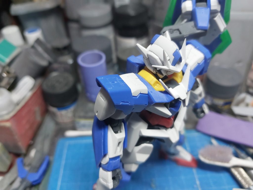 HG 1/144 ダブルオークアンタ 成形色仕上げ–5枚目/制作者：@dagored00