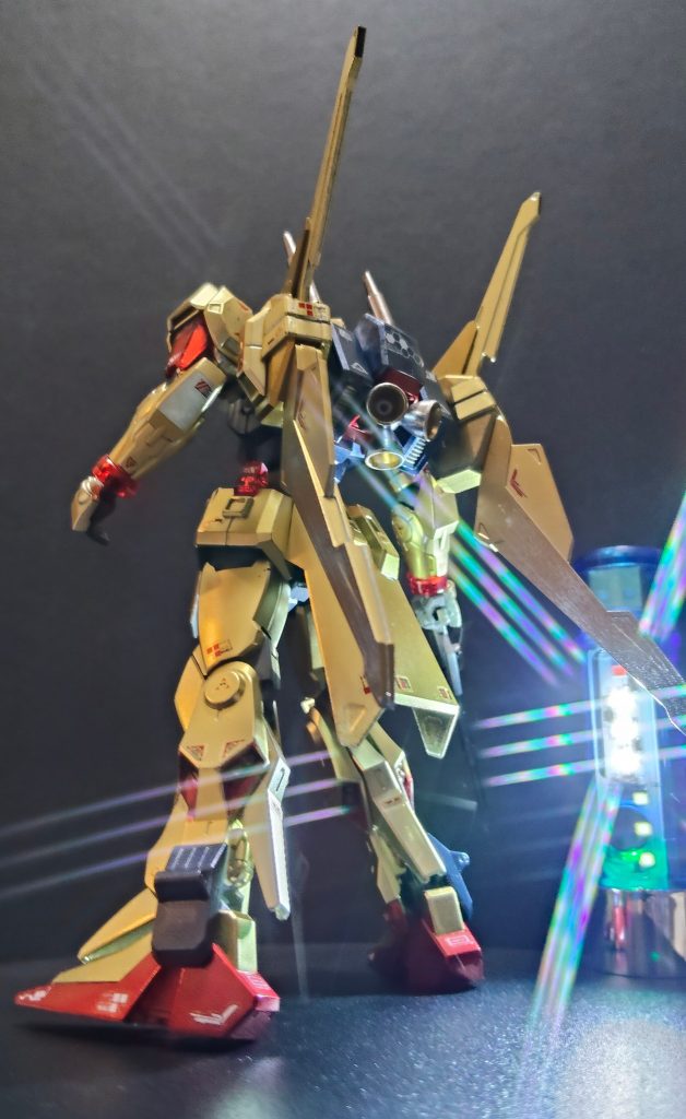 9.&nbsp;&nbsp;&nbsp;&nbsp;【ウラバナシ】　お台場でガンプラを爆買いする輩を粛清するために、ガンダムベース行高級軽自動車に乗り込んだKaishi-den。するとあろうことか、いつにもない潤沢な品揃えに目がくらみます。