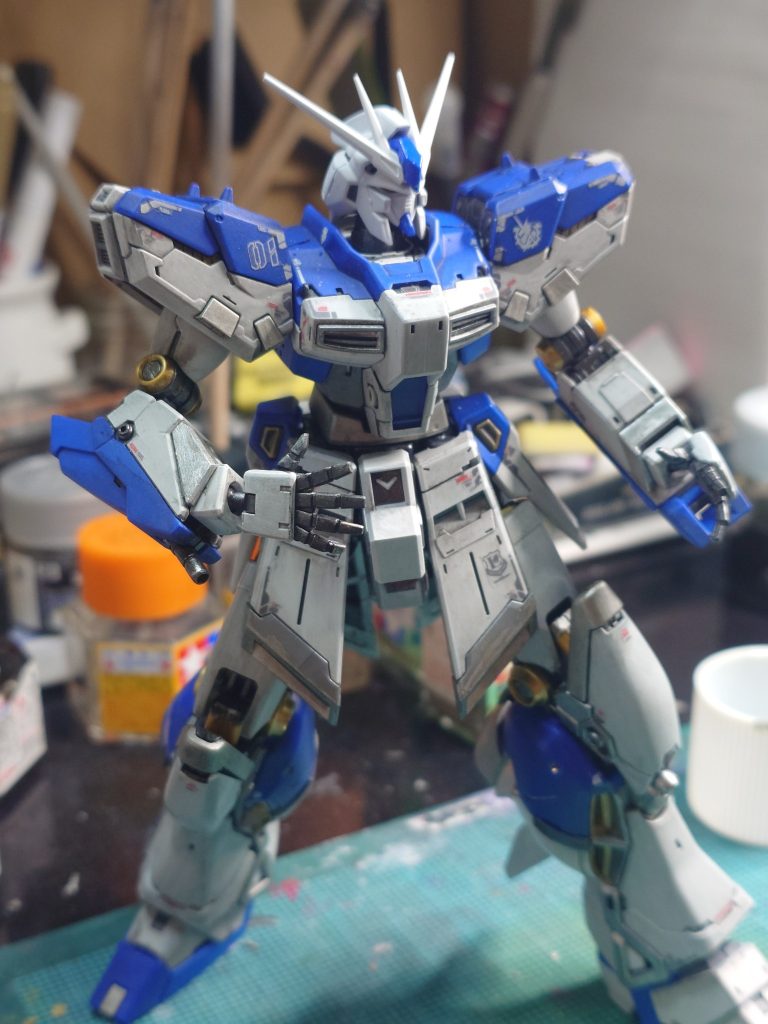 ヘッドはまだ仮です。