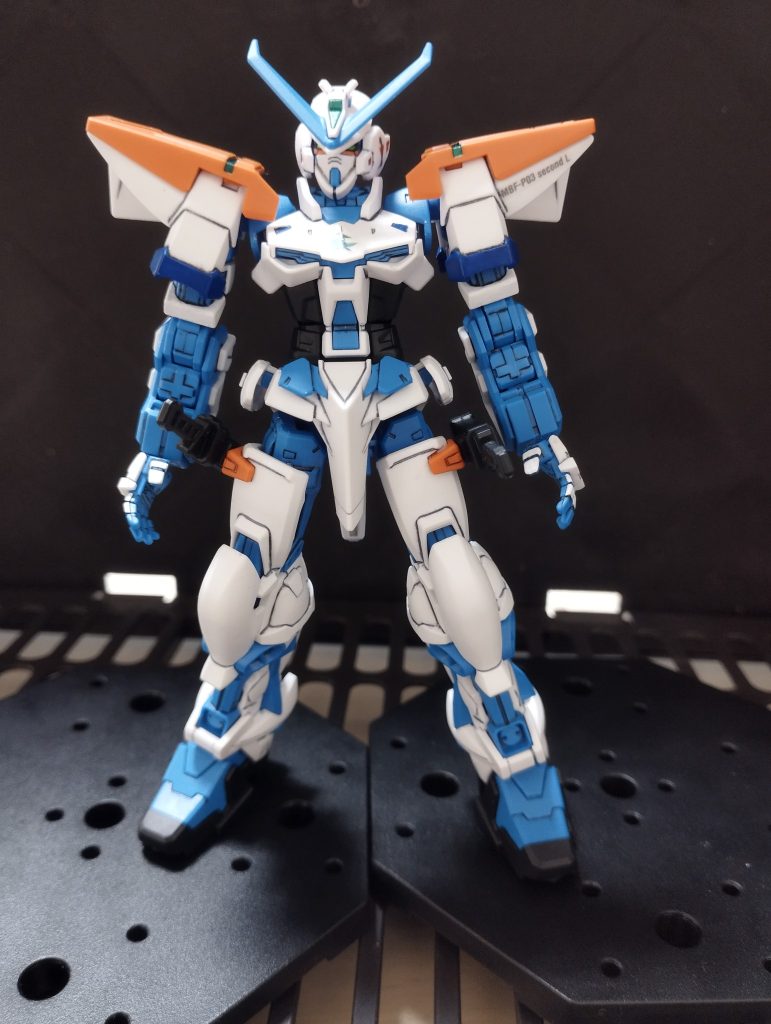 素立ち正面。