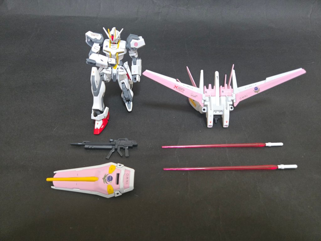 　セット内容　ビームライフル、シールド、エールストライカー+ビームライフル×2
