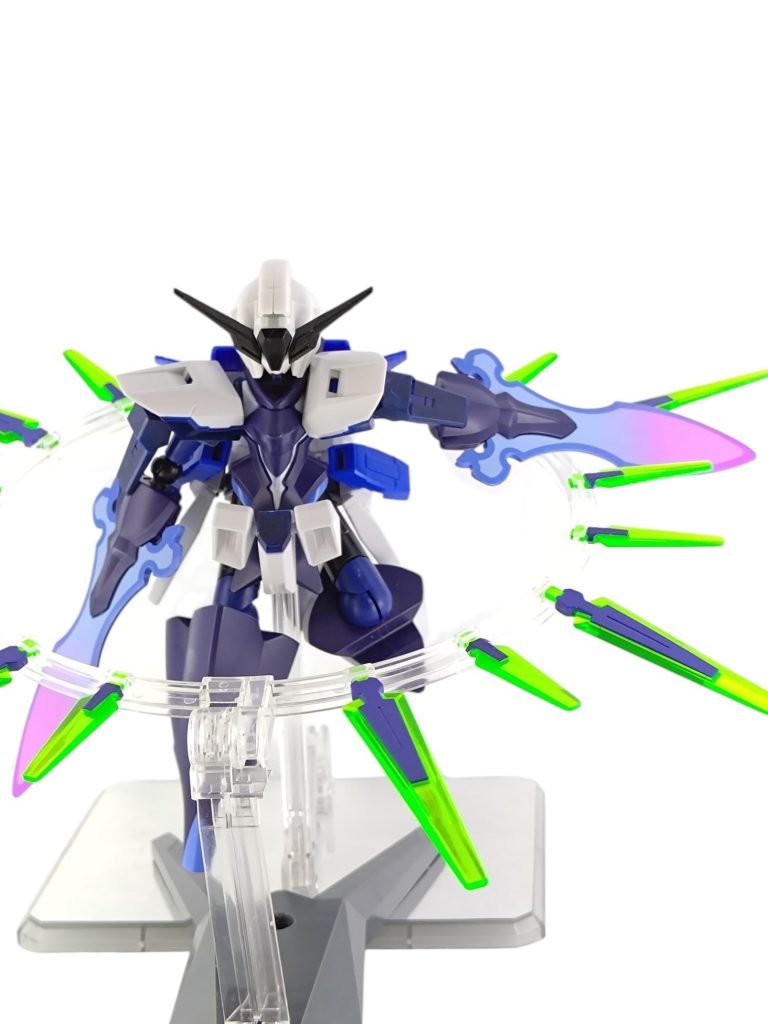以上です。&nbsp;以前からガンプラとポケプラのミキシングに興味があり、中でも人型でミキシングしやすそうなソウブレイズを使って製作してみました。&nbsp;ガンプラ側の組み合わせ候補はダブルオーやクアンタも候補でしたが、手に武器が持てないことを加味して最終的にAGE-FXにしました。展示状態がかっこいいので正解でした。&nbsp;楽しかったです。