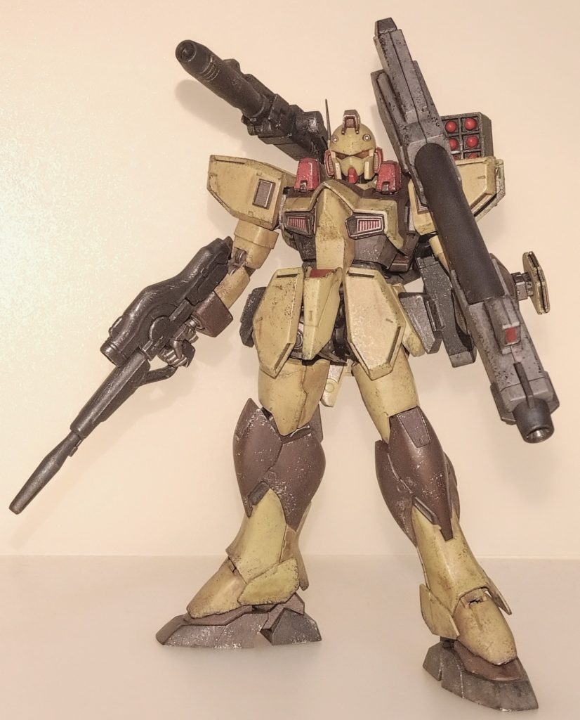 フル装備B。砲撃パックを追加しただけでも陸戦タイプらしさが出ます。思えば武装類の追加もこのキットからでしたね。
