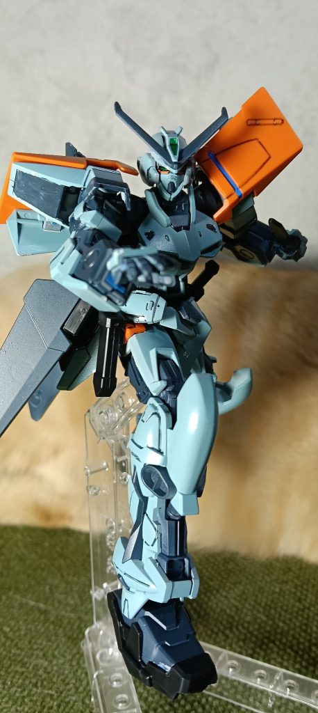 傭兵はダガーナイフが定番らしい&nbsp;腰に二本とつま先に二本。&nbsp;