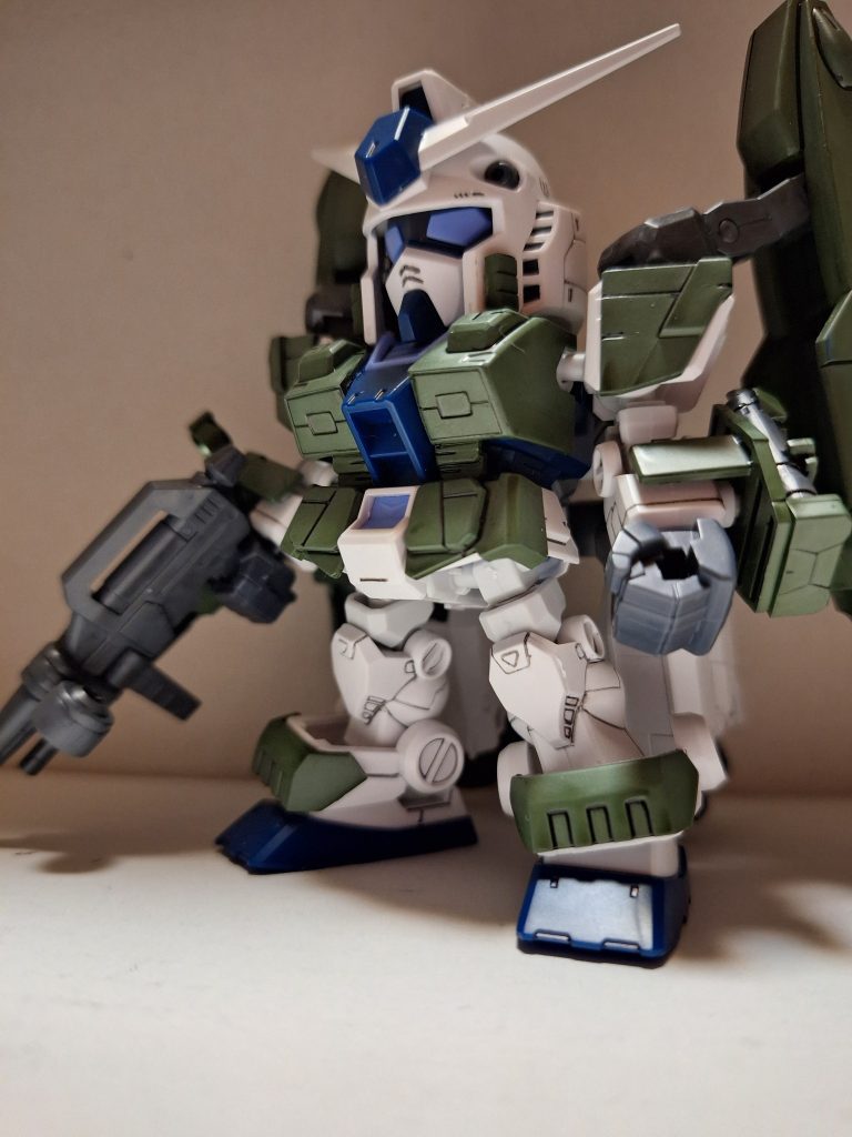 ガンダム(重装甲高機動型)–2枚目/制作者：キサラギ