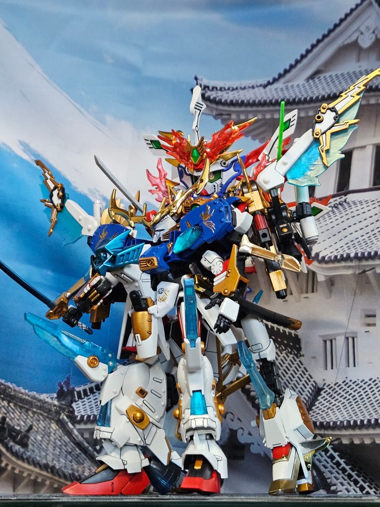 コアクラスターと一体化すると後ろに號斗丸を乗せられるスペースが用意されている。