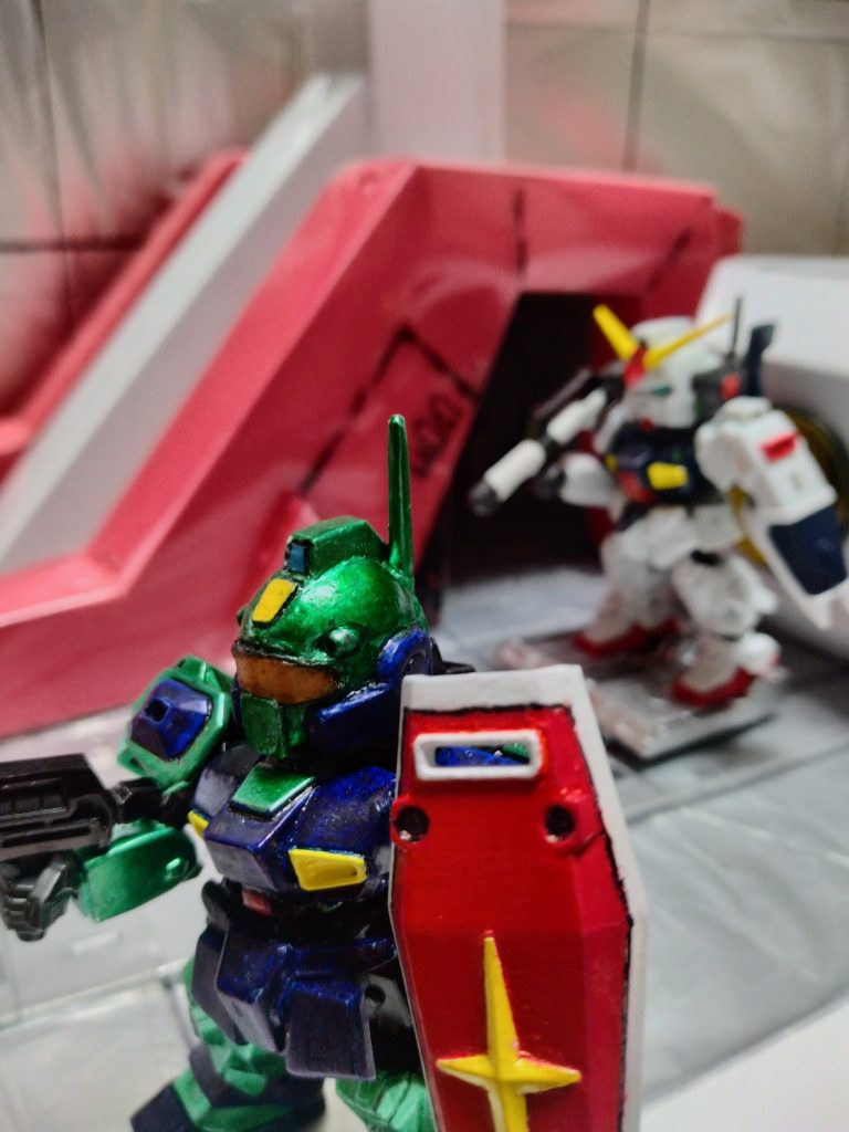 「カミーユ、マークII　出ます！」『頼む！！』「あれがネモか…。」