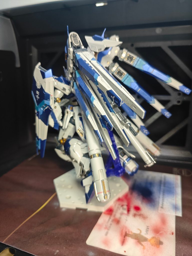 Hiニューガンダム ガンダムマーカー塗装–5枚目/制作者：Benny