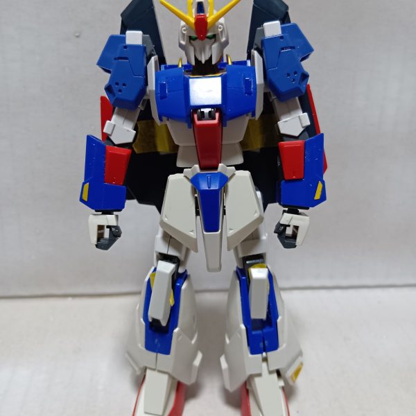 設定　量産化に向けてZガンダムの複雑な変形を簡略化した使用です。仮名　ZガンダムR(逆転)、Zガンダム∇(ナラブ)WR(ウェイブライダー)形態を上下逆転させました。腰部アーマーは検討中です。&nbsp;（5枚目）