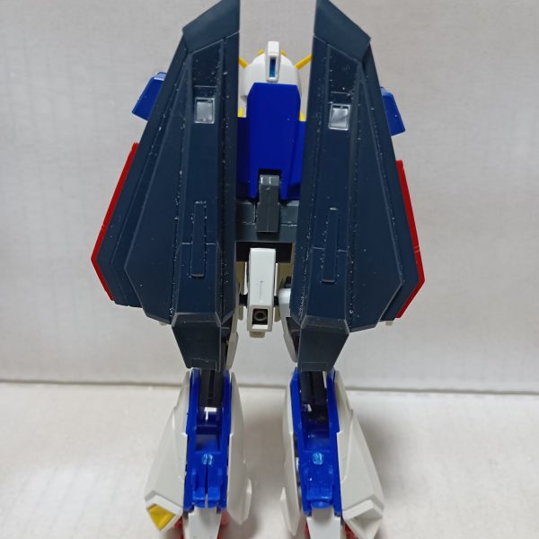 設定　量産化に向けてZガンダムの複雑な変形を簡略化した使用です。仮名　ZガンダムR(逆転)、Zガンダム∇(ナラブ)WR(ウェイブライダー)形態を上下逆転させました。腰部アーマーは検討中です。&nbsp;（6枚目）