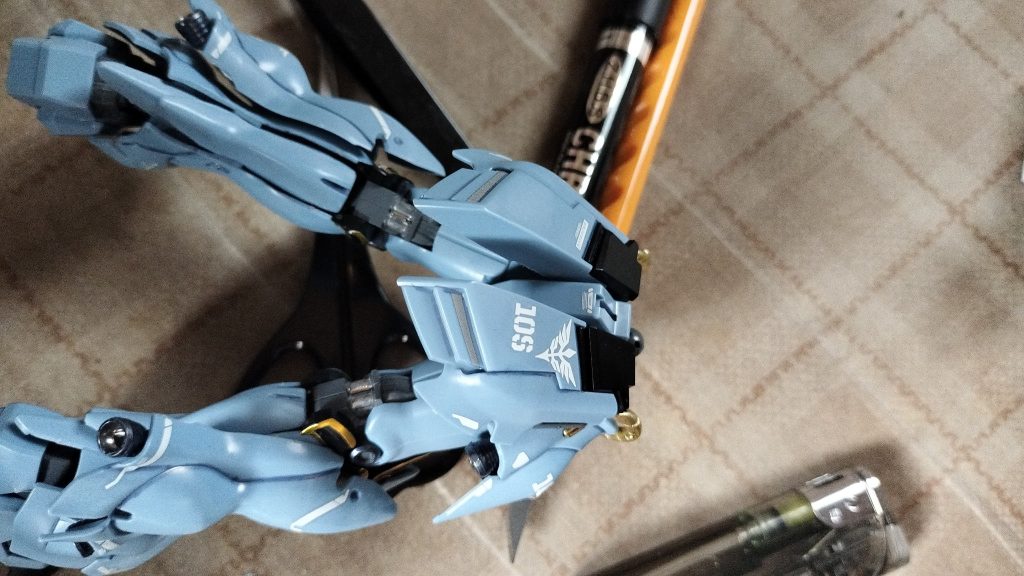 青いシナンジュ–4枚目/制作者：Ryu2023