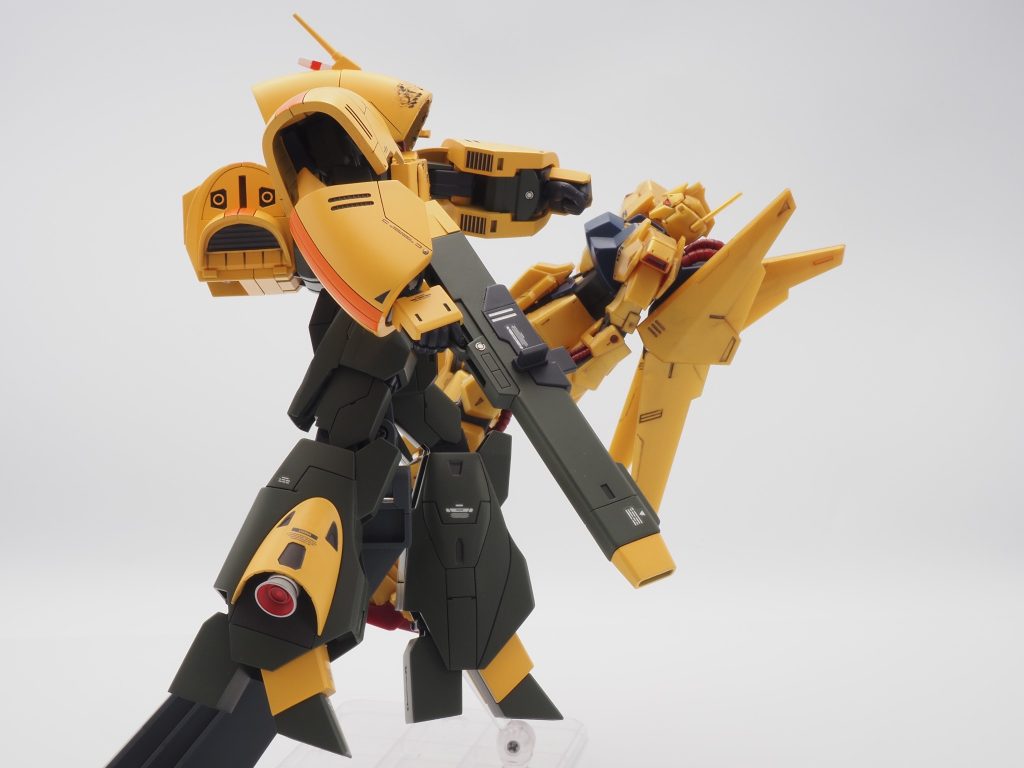クワトロ大尉「なんだ！！」アッシマーパンチで再び修正されるシャア⋯