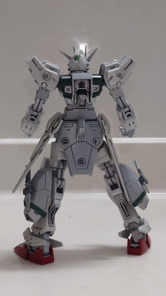 リアビュー各部ハードポイント増設で様々なオプション装備を付けられます(gundam-kao6)