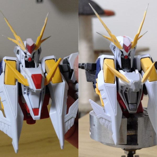 頭が終わり、現在は胴体の改修に入ってます。元よりも小型化しつつ高解像度にスクラッチしてます。胴のアンテナは可動ギミックを仕込んでフライトフォームの時に邪魔しないよう跳ね上げれるようにしてます✋️（2枚目）