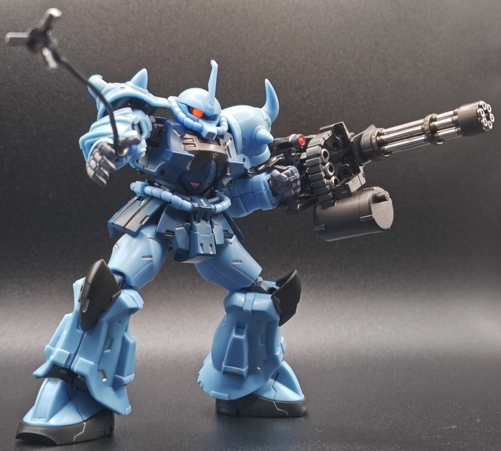 ヒートロッド射出！FA化に際し追加されました✨️細かな改善がありがたい😊ガトリングのバレルはミラークロームマーカーで部分塗装。三連装ガトリングのスコープはガンマカ、モノアイは百均テープとレジンです。