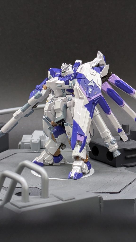 ガンダムアーティファクト Hi-νガンダム–3枚目/制作者：エイチワイ