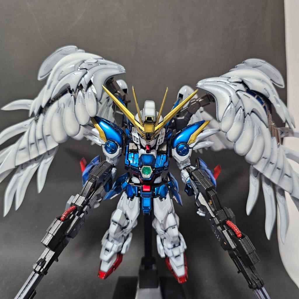 羽のグラデーションはもっと濃くてもよかったかな？まだまだ精進が必要ですね(zaku-kao4)&nbsp;最後まで見て頂き誠にありがとうございます(zaku-kao9)