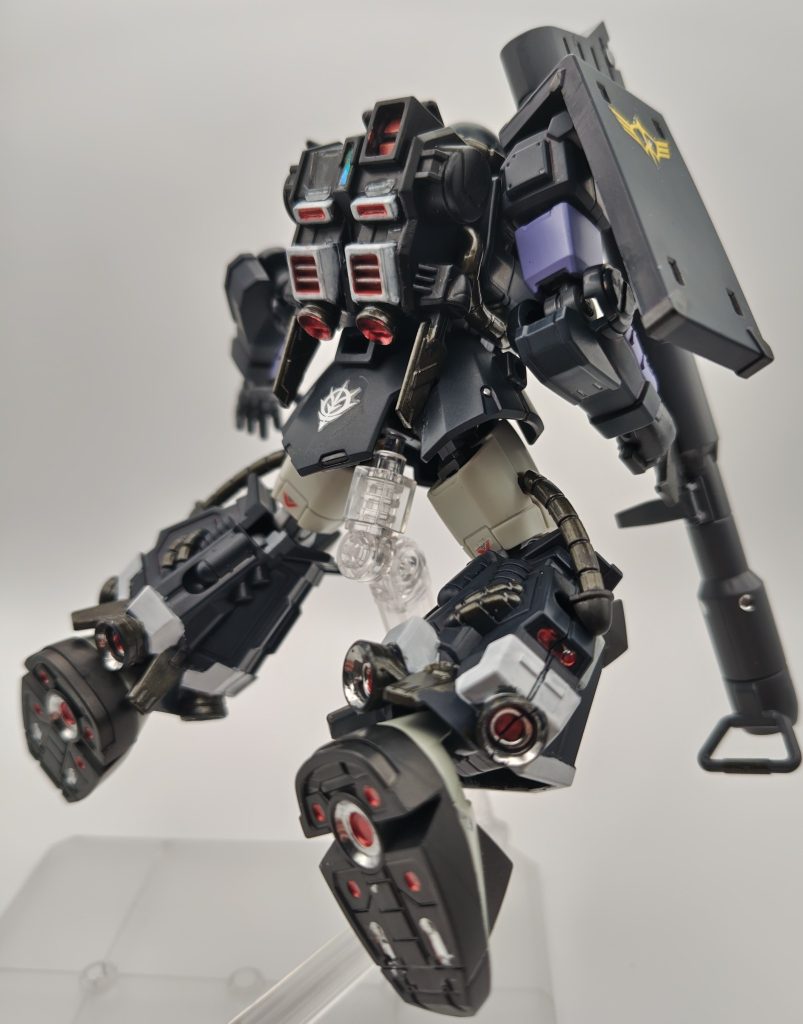 GフレームFA　高機動型ザクII（黒い三連星仕様）　部分塗装