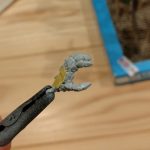 MSハンドの平手をいじりました。ハンダゴテで関節を熱してグリグリと。元のままだと[…]