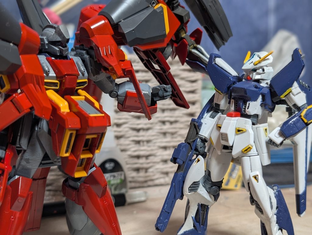 作品名：そろそろ完成近いぜ！<p>二機を作ってたから時間掛かったぜ…！がっつりイカロスユニットを存分に使ったぞ！ 後本体も改造したぜ！こいつ完成して始めて全て完成だ！</p>
