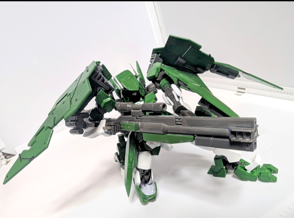 G-ハイドラは緑の装甲が硬いので射撃態勢の時はほとんど緑に覆われる感じなのです！（でも超近接戦は苦手です！引き剥がせない＝負けてしまうんですよ）もしも俺がシリーズでした！お粗末様でした！閲覧ありがとうございます！