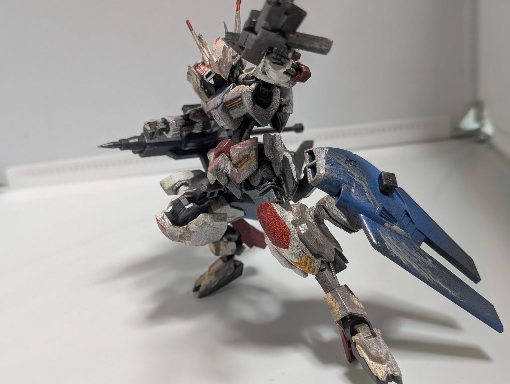 武器セミオートライフルテロリストでも調達出来る出回っているライフルで特に変わりなどはない