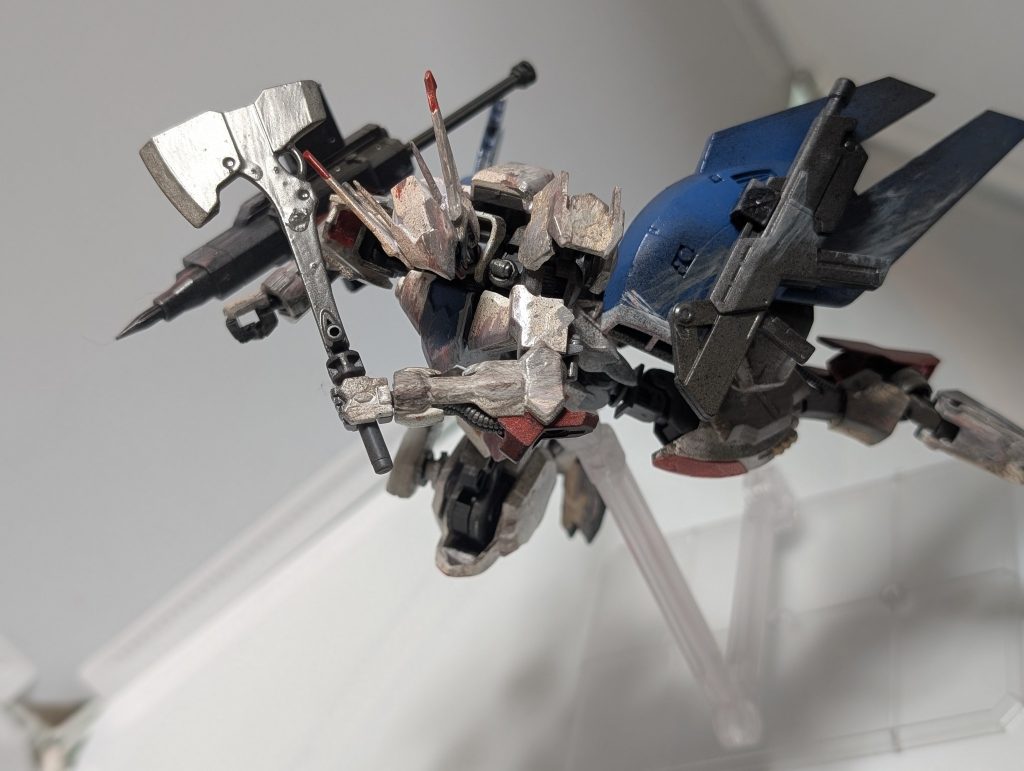 グレイズアックススカベンジャーがギャラルホルンから逃げる際にグレイズから奪った物